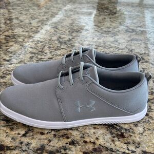 Under Armour (worn 1x) MensGray Lightweight lifestyle Sneakers Street Encounter